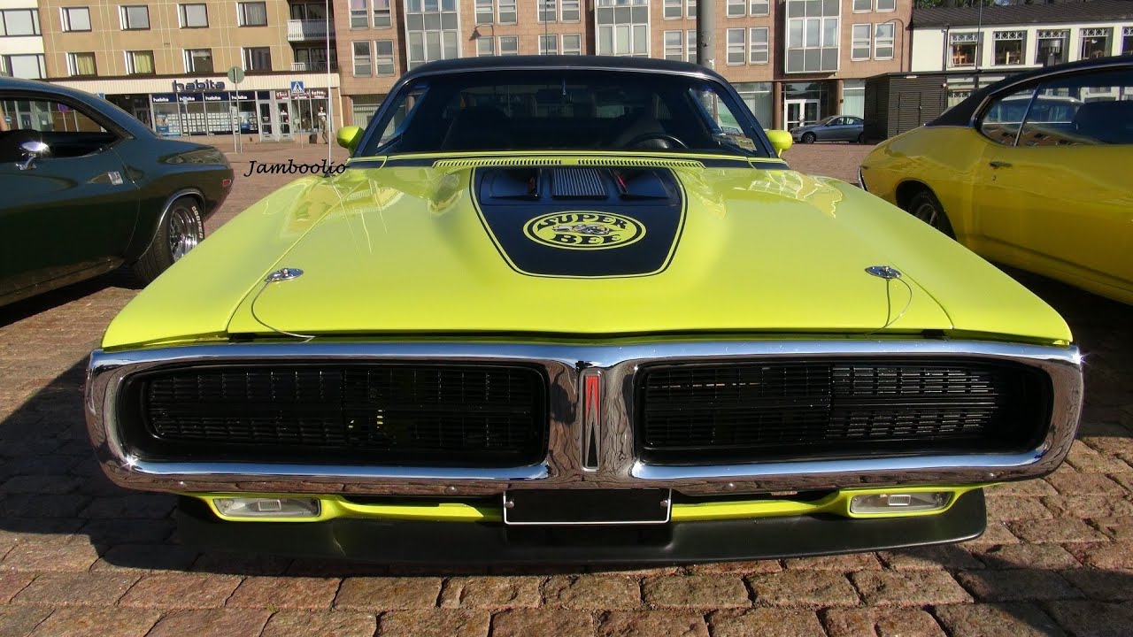 7. 1971 Dodge Super Bee